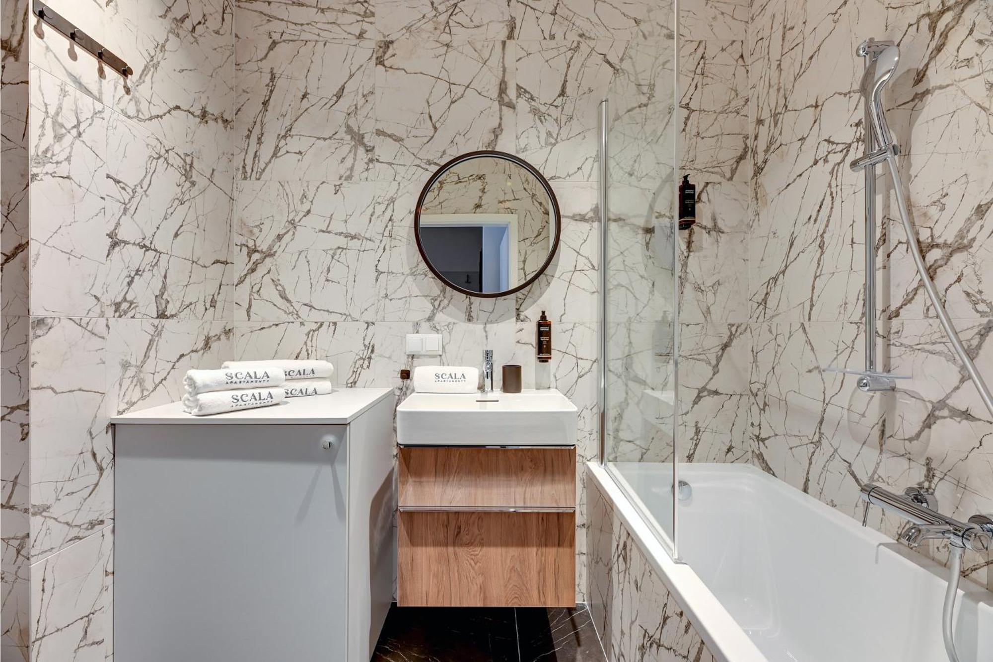 Scala City Center Premium Studios By Lion Apartments กดัญสก์ ภายนอก รูปภาพ